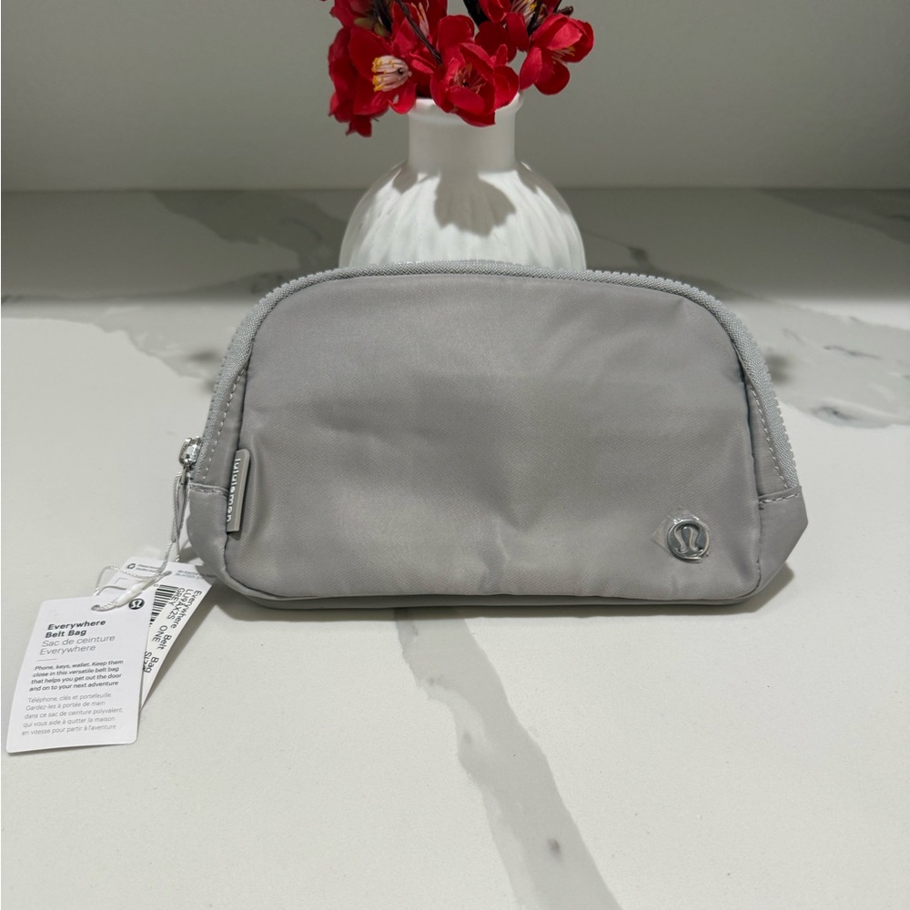 Lululemon Everywhere Belt Bag - Grey